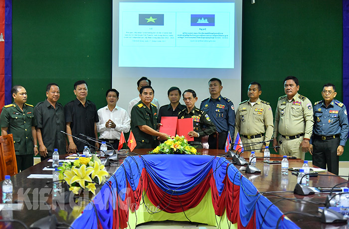 Kiên Giang tiếp nhận 19 hài cốt liệt sĩ hy sinh tại Campuchia 